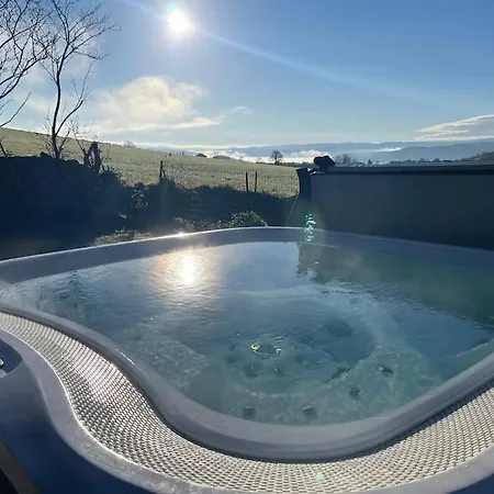 La Voute Du Dragon Piscine 26 Personnes