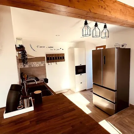 La Voute Du Dragon Piscine 26 Personnes Holiday home *