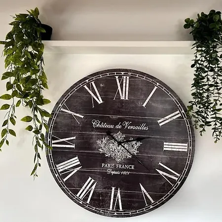 La Voute Du Dragon Piscine 26 Personnes Holiday home *