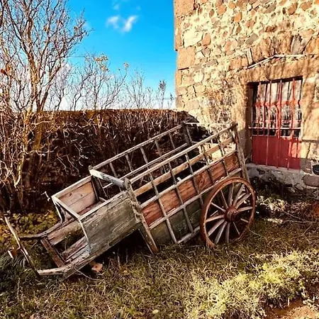 La Voute Du Dragon Piscine 26 Personnes *