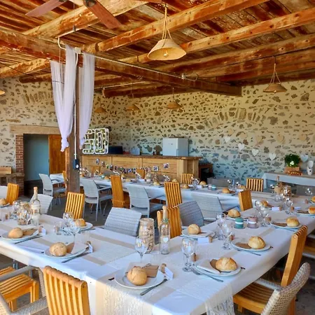 Holiday home La Voute Du Dragon Piscine 26 Personnes Saint-Privat-du-Dragon