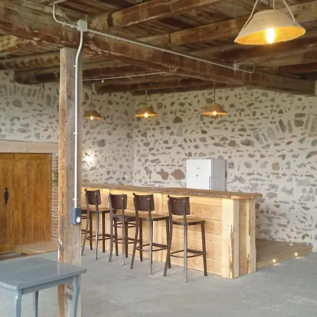 Holiday home La Voute Du Dragon Piscine 26 Personnes *