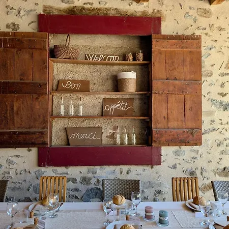 Holiday home La Voute Du Dragon Piscine 26 Personnes *